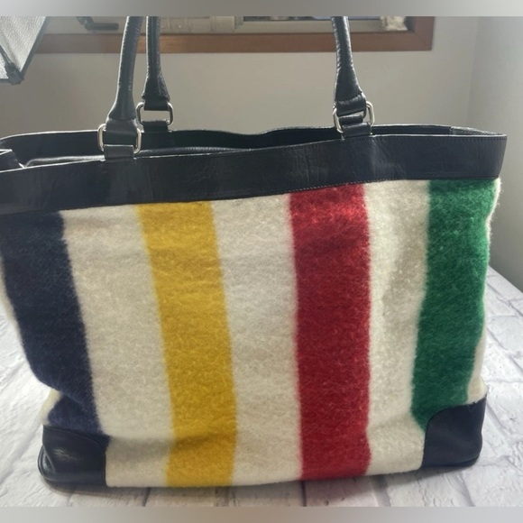 Hudson Bay HBC Striped 100% Wool Bag W Dust Bag Limited Edition Very Rare - Picture 4 of 14